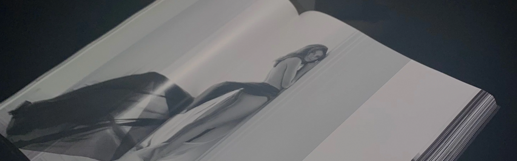 ベ*ト様 RUSSELL JAMES ANGELS アートブック Russell - The 'Angels' 2018 Limited Edition book is here! Last